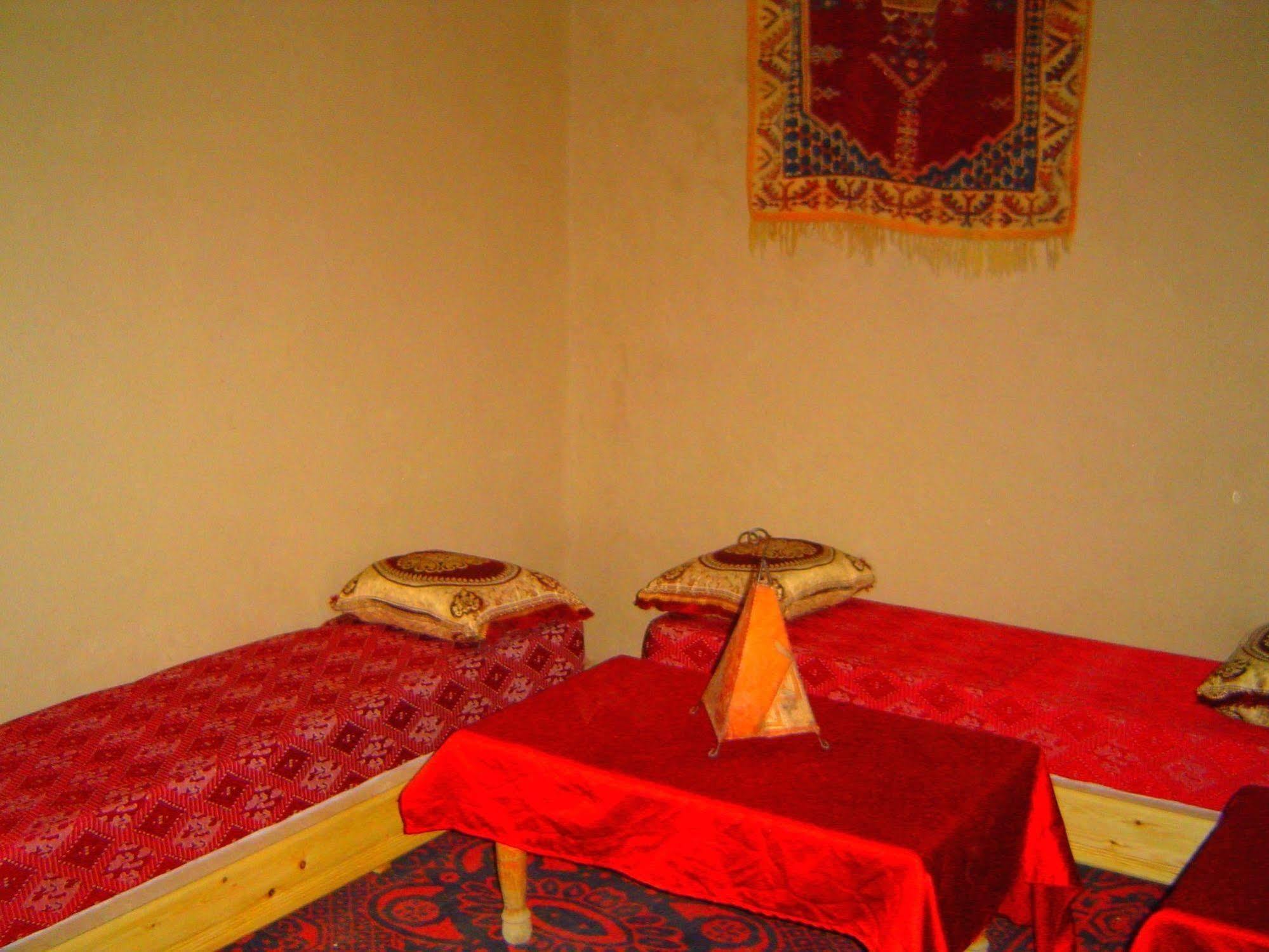 Auberge Africa 메르주가 외부 사진